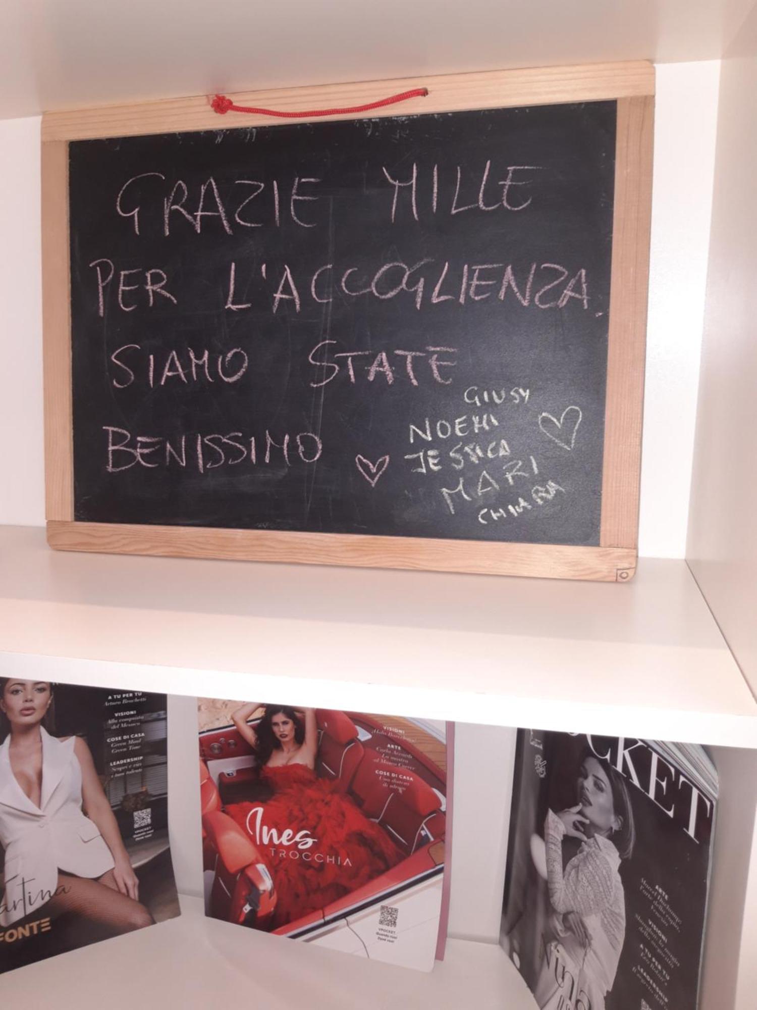 La Dimora Di Dora Apartment Napoli Ngoại thất bức ảnh