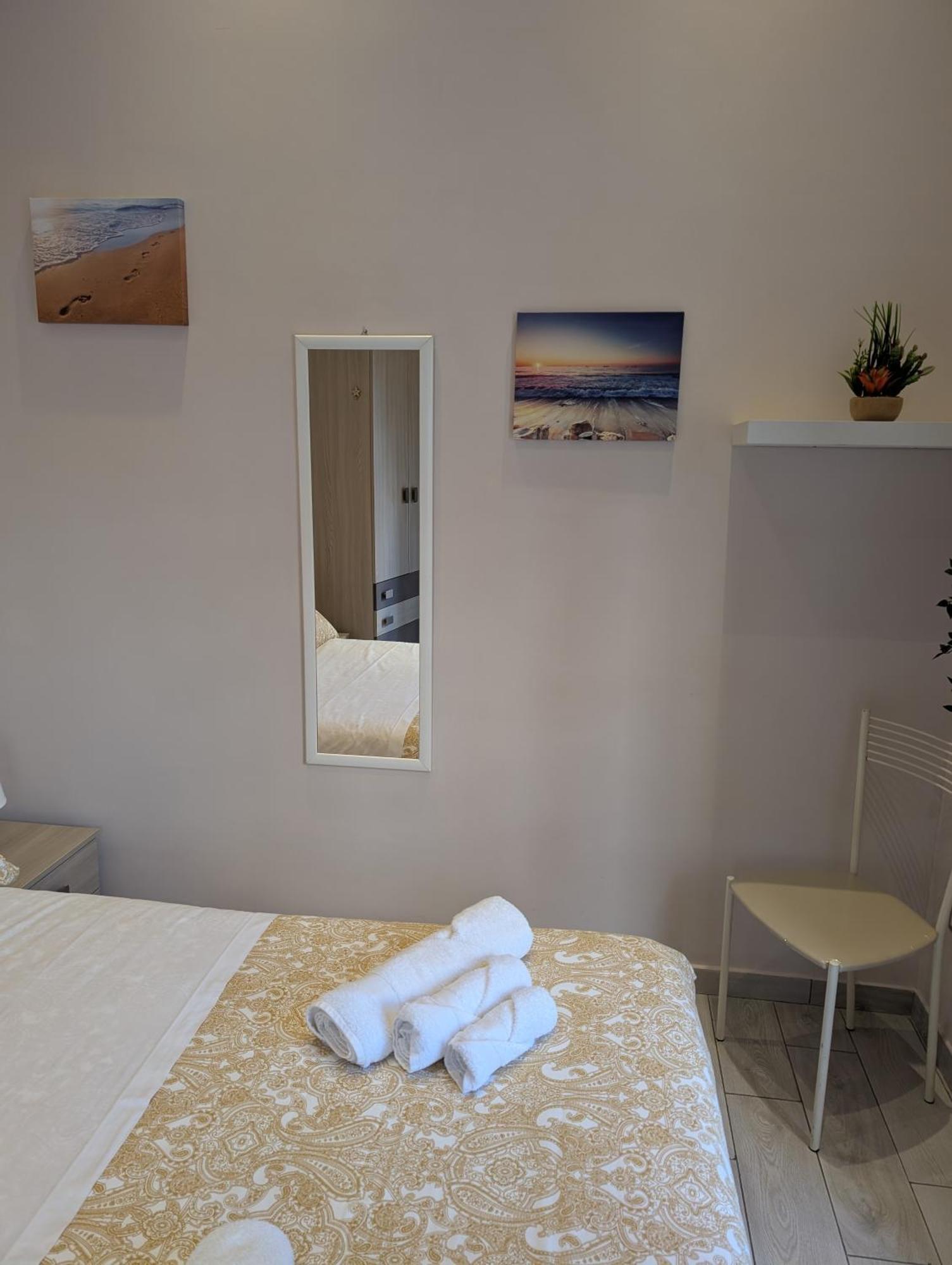 La Dimora Di Dora Apartment Napoli Phòng bức ảnh