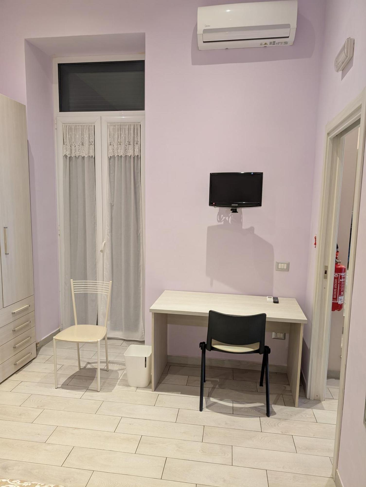 La Dimora Di Dora Apartment Napoli Ngoại thất bức ảnh